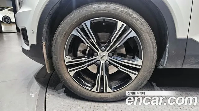 Volvo XC40 id 2906656 из Кореи 15