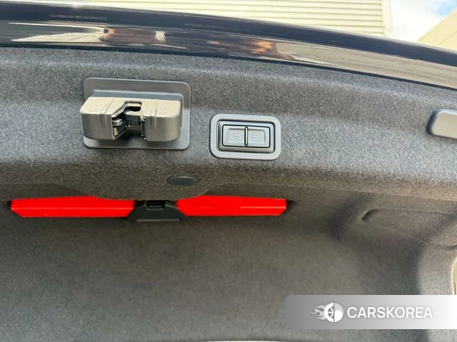 Audi A6L id 4314468 из Китая 15