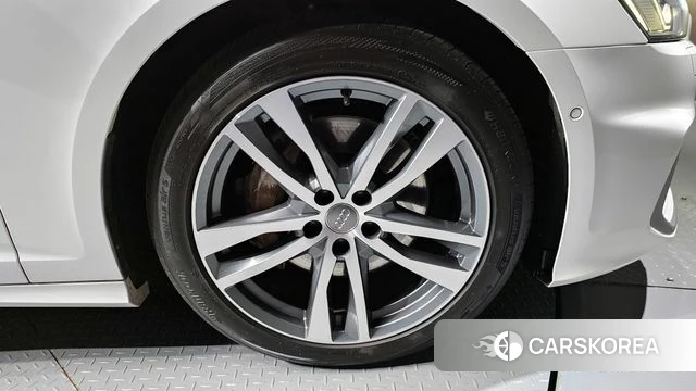 Audi A6 (C8) id 3866702 из Кореи 15