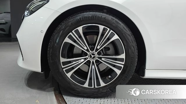 Mercedes-Benz E-Class W214 id 4462515 из Кореи 25