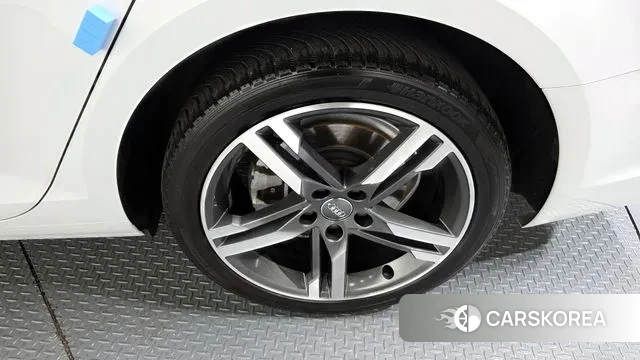 Audi A4 (B9) id 3504864 из Кореи 15