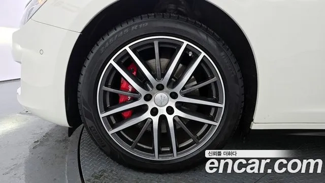 Maserati Ghibli id 2870556 из Кореи 15