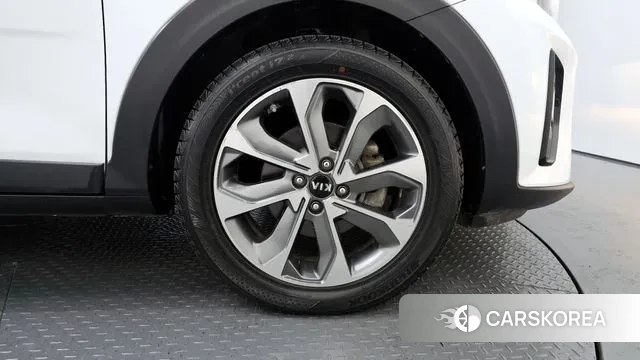 Kia Stonic id 3698739 из Кореи 15