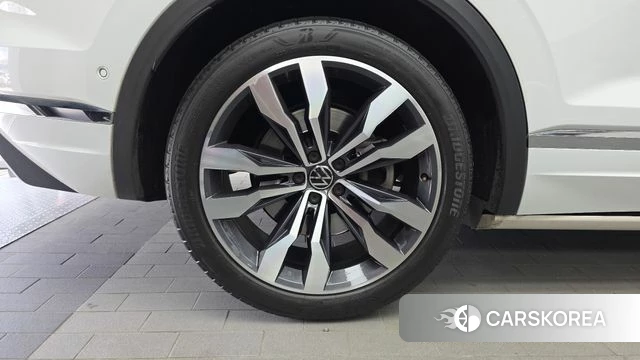 Volkswagen Touareg 3rd generation id 4580916 из Кореи 27