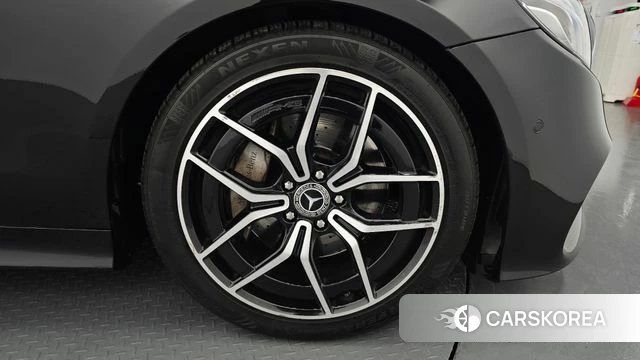 Mercedes-Benz E-Class W213 id 4225560 из Кореи 26