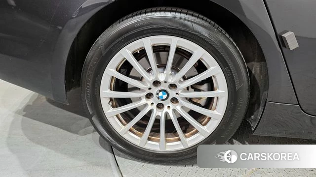 BMW 5 Series (G30) id 3800901 из Кореи 15