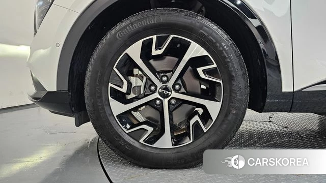 Kia Sportage 5th Generation Hybrid id 4848617 из Кореи 31