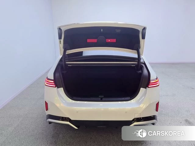 BMW i5 id 4259010 из Китая 15