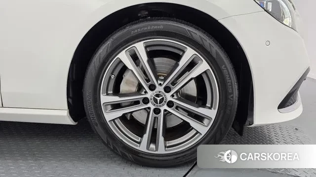 Mercedes-Benz E-Class W213 id 3717691 из Кореи 15