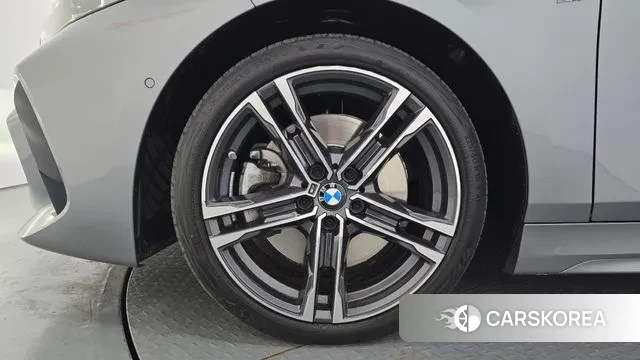 BMW 1 Series (F40) id 3544565 из Кореи 15