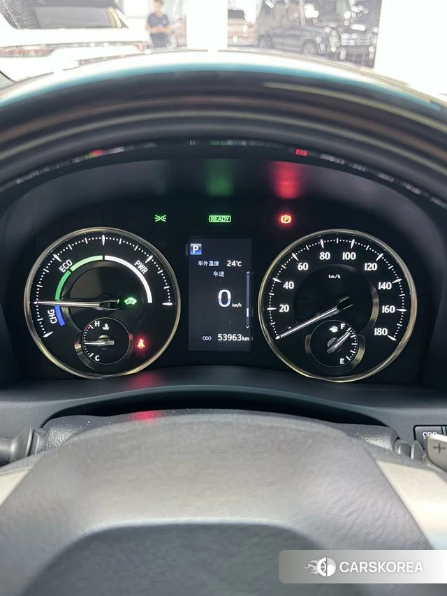 Lexus LM id 4336316 из Китая 10