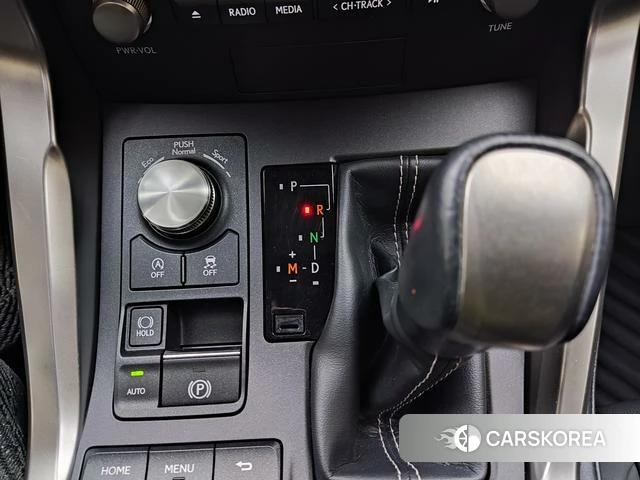 Lexus NX id 4298360 из Китая 16