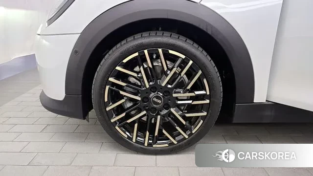 Mini Cooper S Convertible 4th Generation id 3399778 из Кореи 15