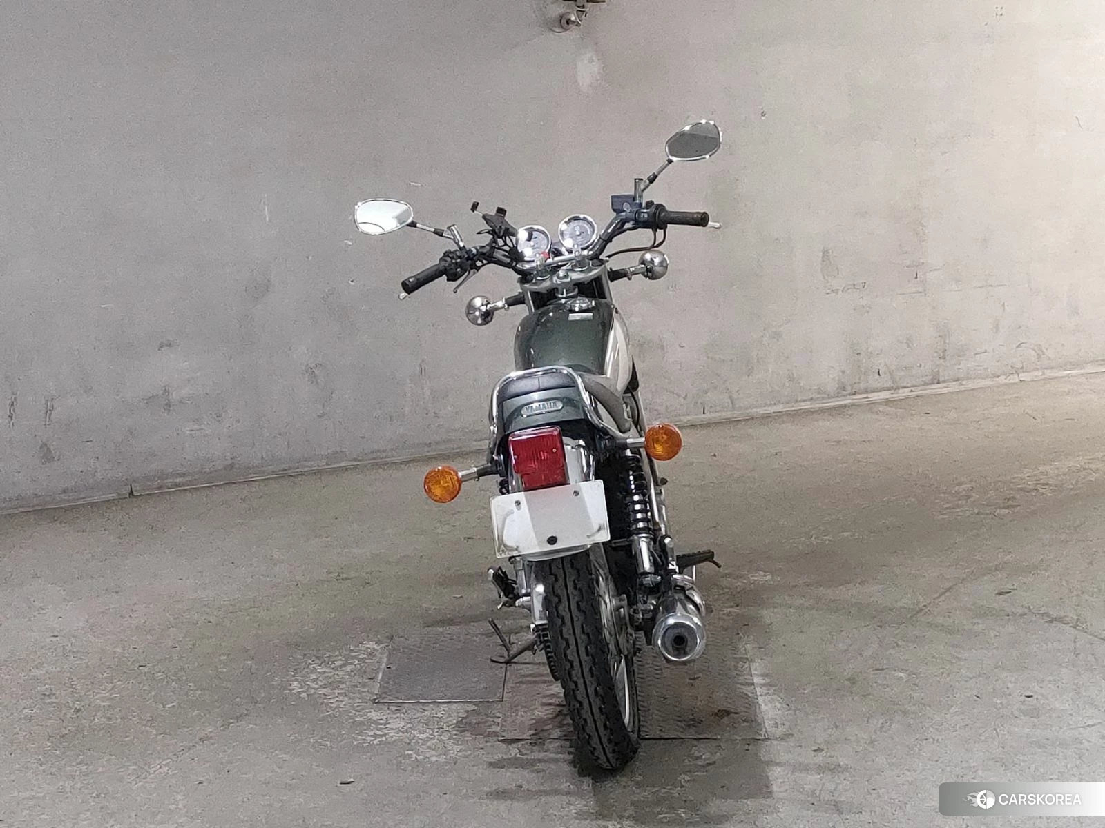 Проданный Yamaha SR 400 2017 из Японии, фото 2
