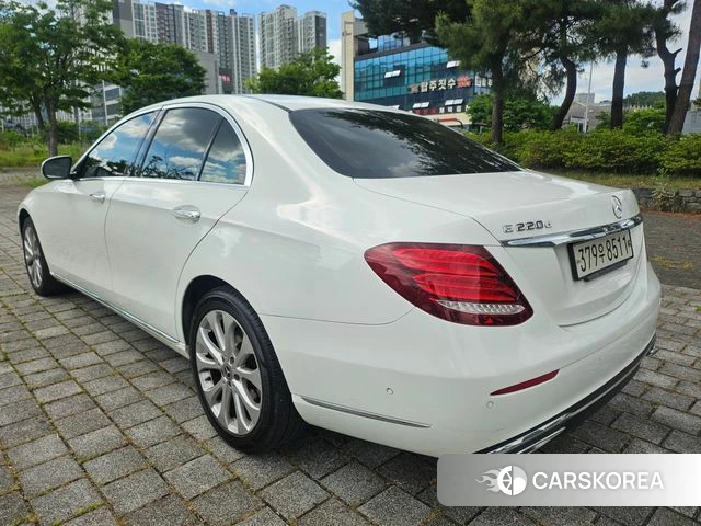 Mercedes-Benz E-Class W213 id 4403112 из Кореи 15