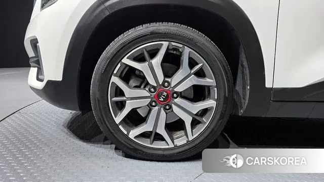 Kia Seltos id 3464572 из Кореи 15