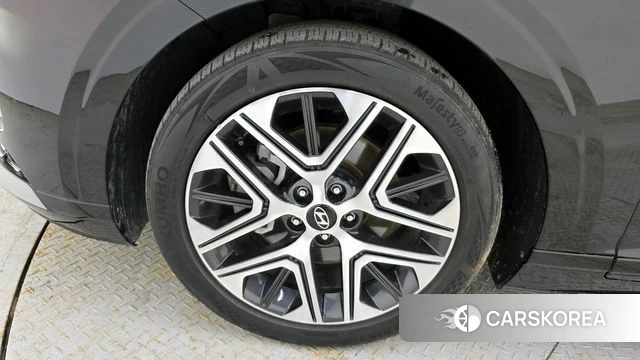 Hyundai Grandeur (GN7) id 4281037 из Кореи 26