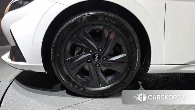 Hyundai Avante (CN7) id 3841916 из Кореи 15