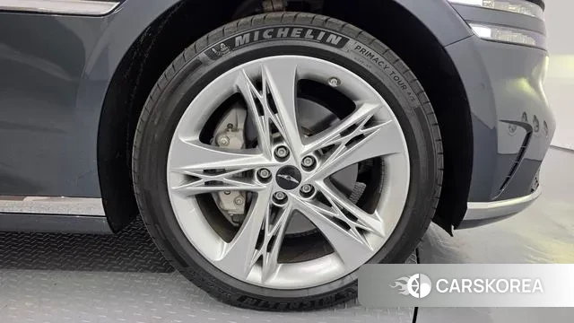 Genesis G90 (RS4) id 3427026 из Кореи 15