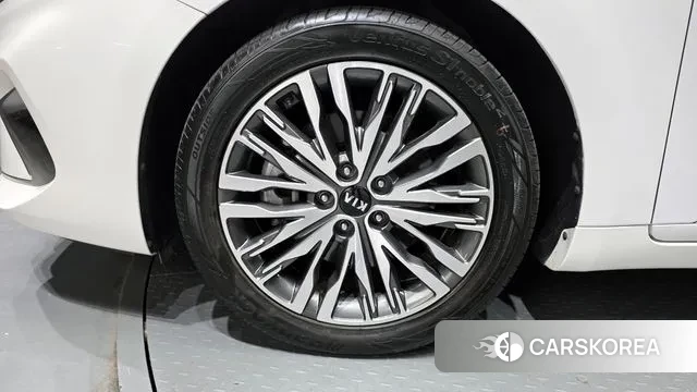 Kia K7 Premier id 2902338 из Кореи 15