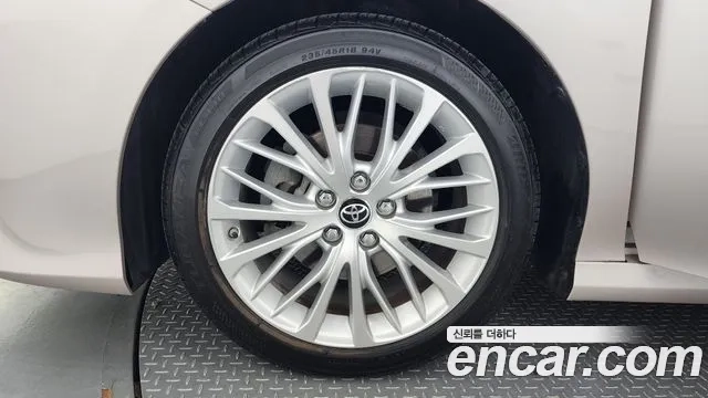 Toyota Camry (XV70) id 2881878 из Кореи 15