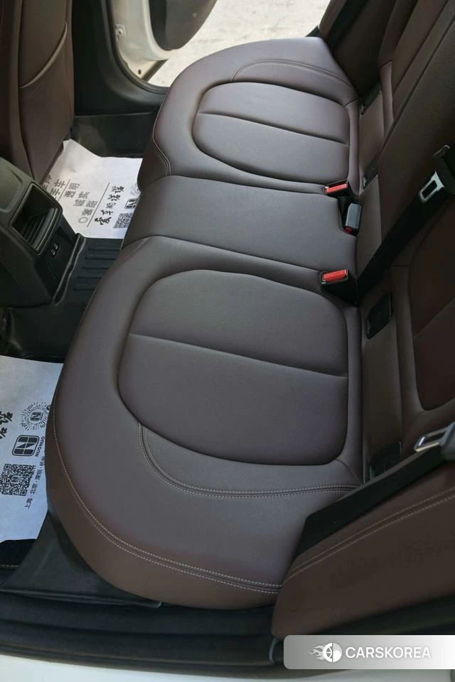 BMW 1 series id 4240356 из Китая 19