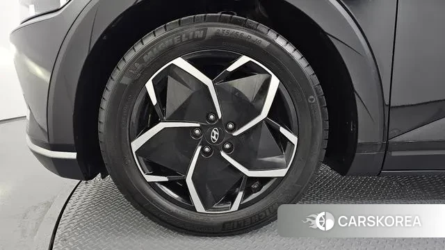 Hyundai Ionic 5 id 3746997 из Кореи 15