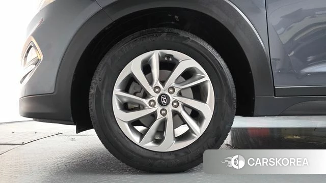 Hyundai All New Tucson id 4188707 из Кореи 25