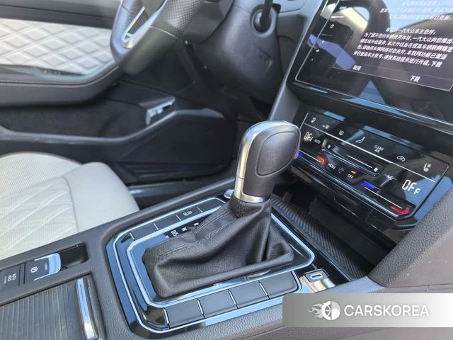 Volkswagen Magotan id 4207982 из Китая 16