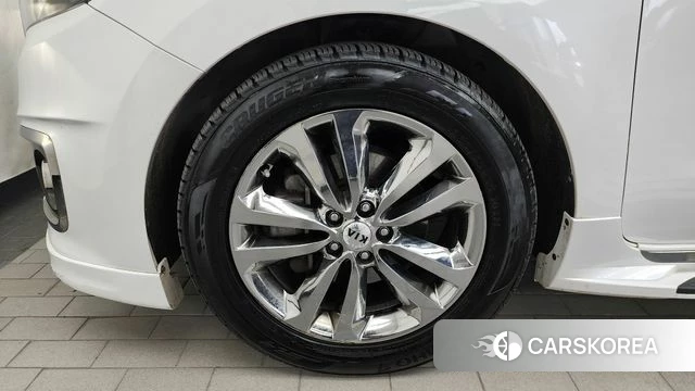 Kia All New Carnival id 4363459 из Кореи 15