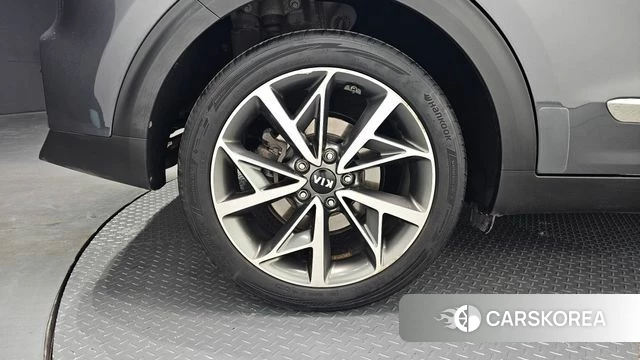 Kia The New Niro id 4923398 из Кореи 26
