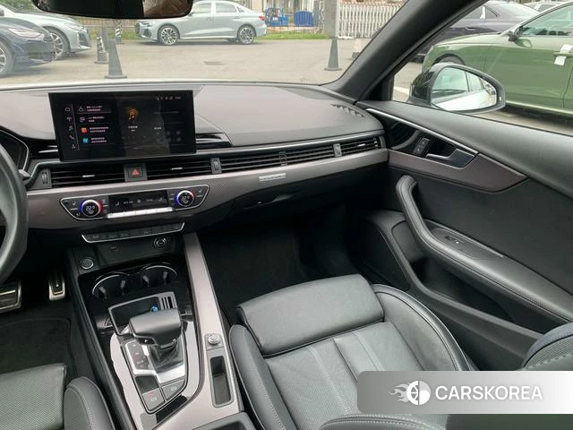 Audi A4L id 4392108 из Китая 15