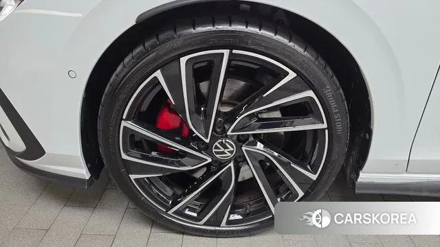 Volkswagen Golf 8th Generation id 3052772 из Кореи 15