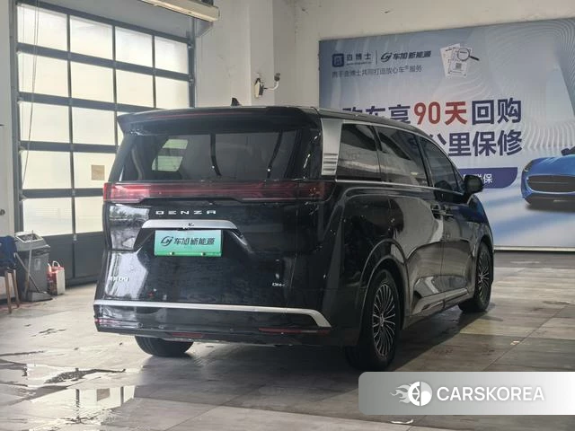 Denza D9 DM 2024 Черный из Китая, фото 5