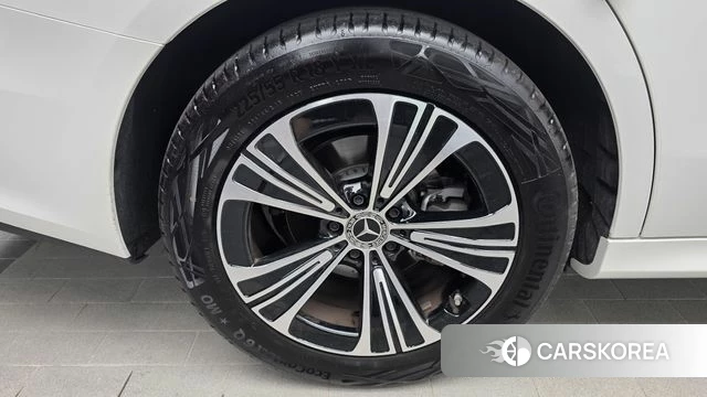 Mercedes-Benz E-Class W214 id 4629897 из Кореи 27