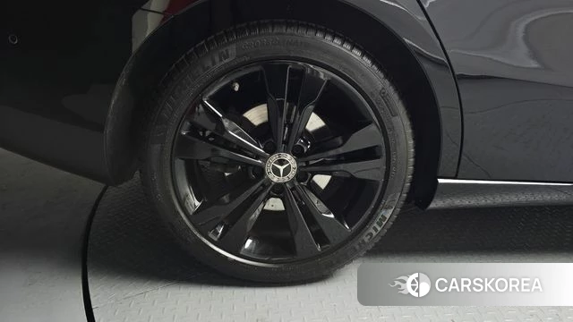 Mercedes-Benz A-Class W177 id 4187788 из Кореи 25