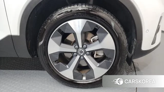 Volvo XC40 id 3415928 из Кореи 15