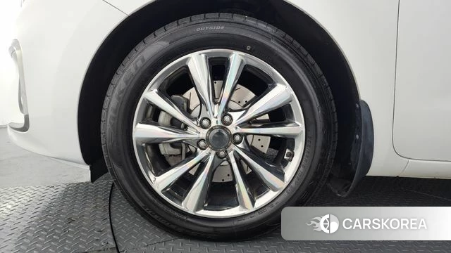 Kia The New Carnival id 3820794 из Кореи 16