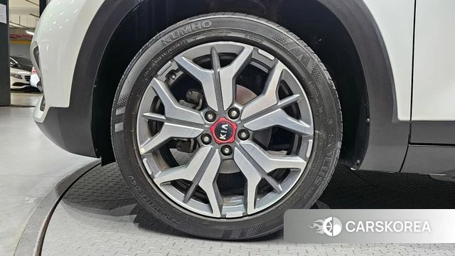 Kia Seltos id 4019264 из Кореи 15
