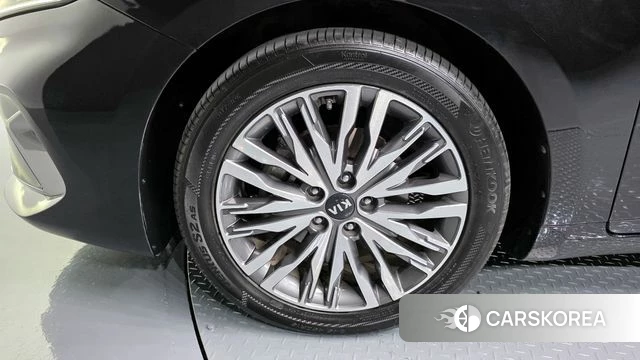 Kia K7 Premier Hybrid id 4362382 из Кореи 28