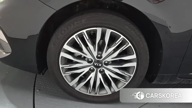 Kia K7 Premier Hybrid id 3453845 из Кореи 15