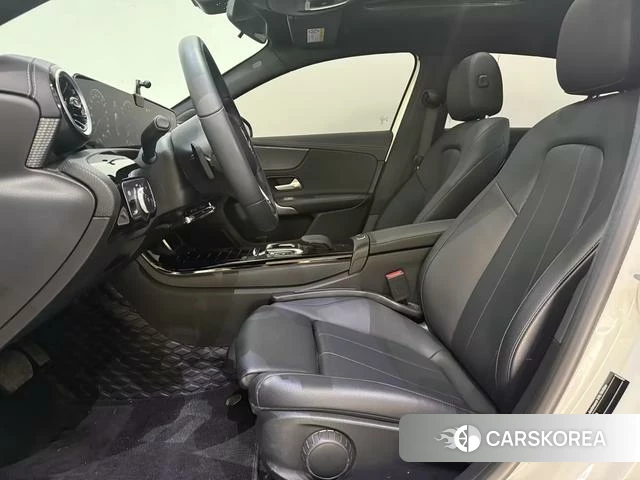 Mercedes-Benz Class A id 3857983 из Китая 11