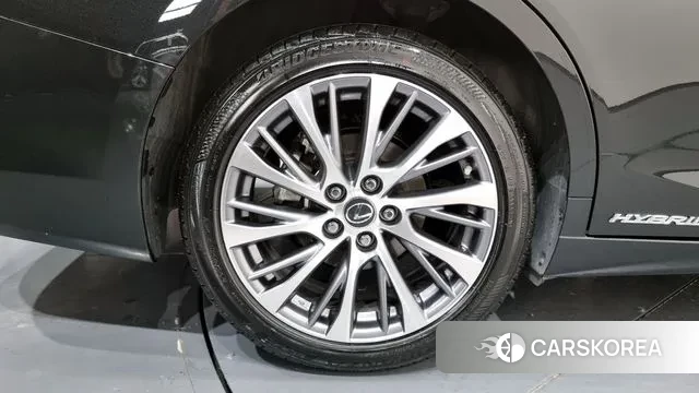 Lexus ES300h 7th generation id 3438890 из Кореи 15