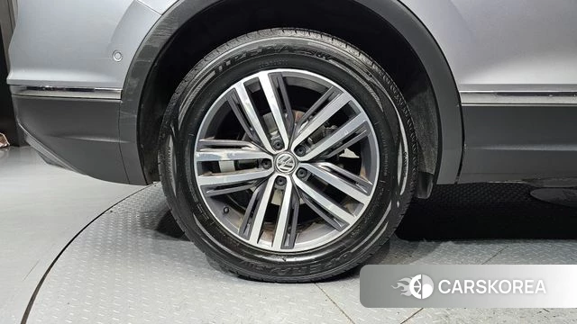 Volkswagen Tiguan Allspace id 4294115 из Кореи 15