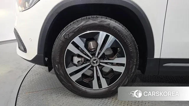 Mercedes-Benz GLA - Class H247 id 3607319 из Кореи 15