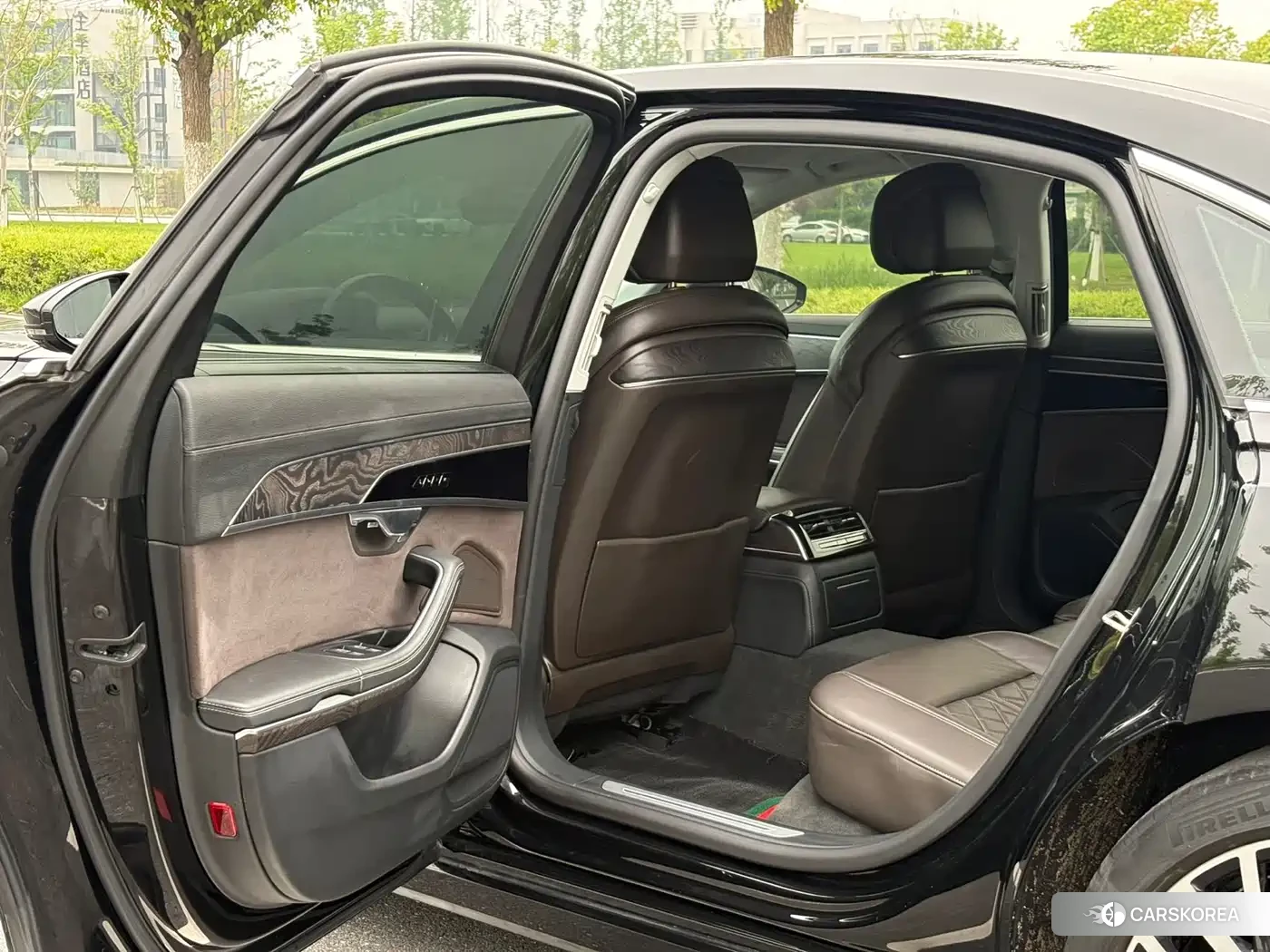Audi A8 id 4601930 из Китая 11