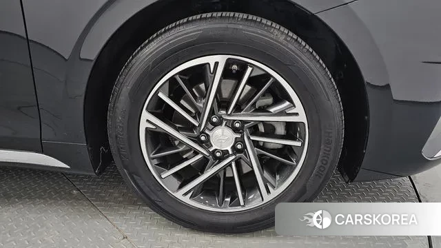 Hyundai The New Grandeur IG id 3428633 из Кореи 15