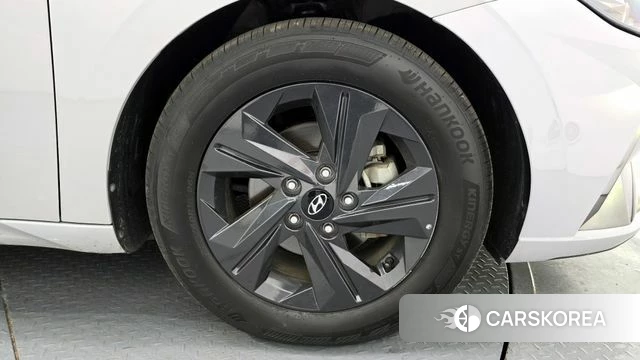 Hyundai Avante Hybrid (CN7) id 3833788 из Кореи 15