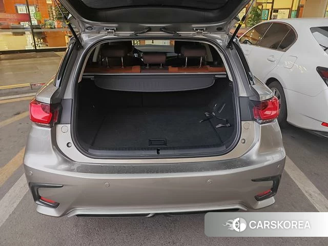 Lexus CT id 4262010 из Китая 12