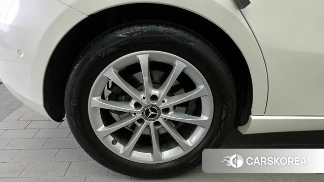 Mercedes-Benz A-Class W177 id 3965837 из Кореи 15